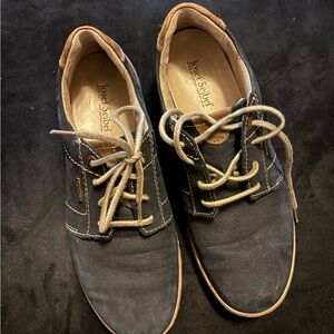 Josef Seibel Black and Tan Oxfords Classic Style